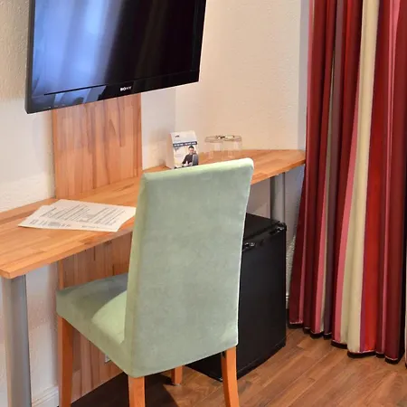 Im Kupferkessel Hotell 2*