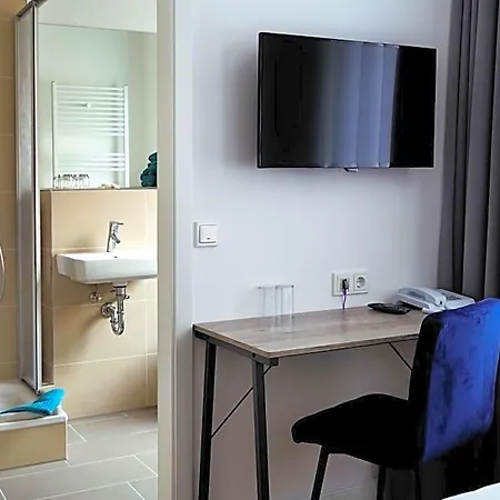 Hotel Im Kupferkessel Cologne