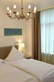 Hotell Im Kupferkessel 2*