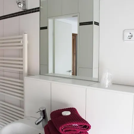 Hotell Im Kupferkessel 2*