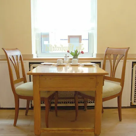 库普菲克瑟尔酒店 2*