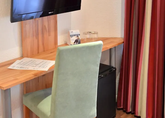 Im Kupferkessel Hotell 2*